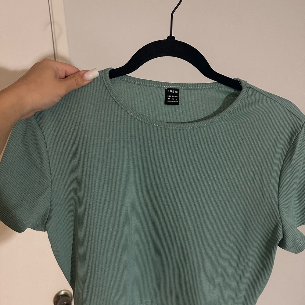 SHEIN Green Ribbed Women’s Top